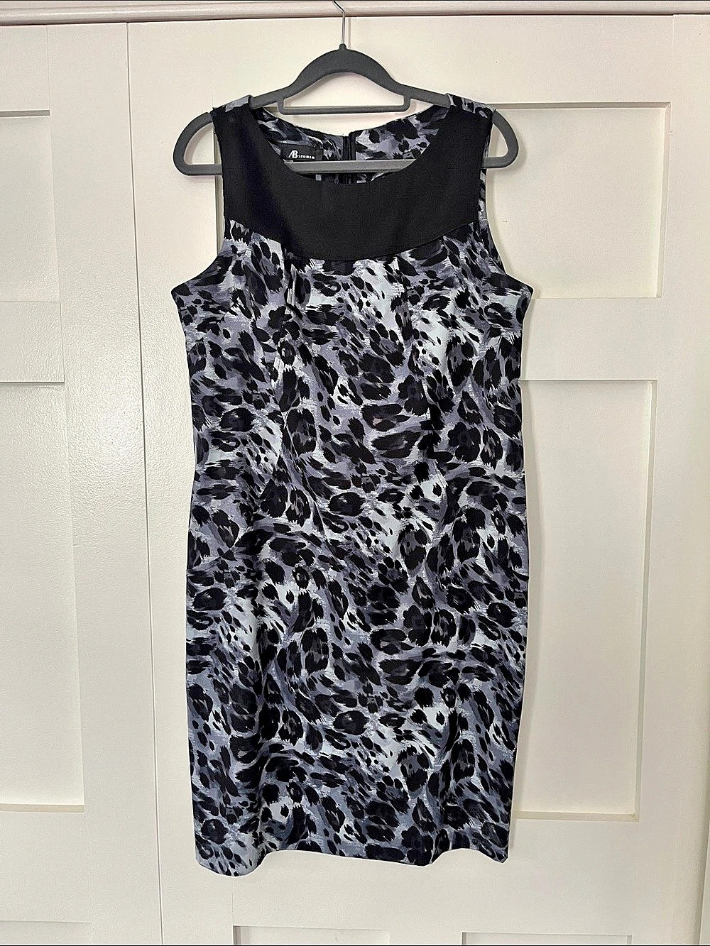 AB Studio Animal Print Dress in Black & Gray Size 16 Like New